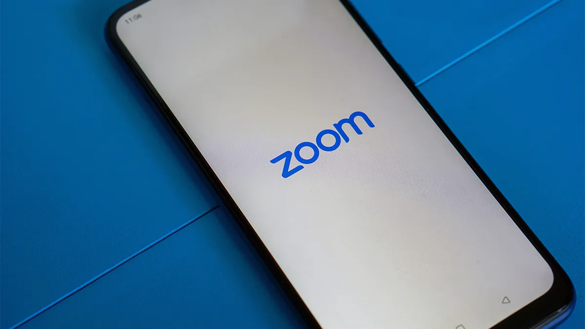 Zoom launching on a smartphone.
